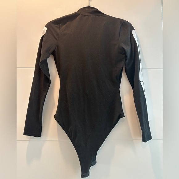 Windsor sultry skeleton black & white long sleeve bodysuit costume halloween S - Picture 12 of 14